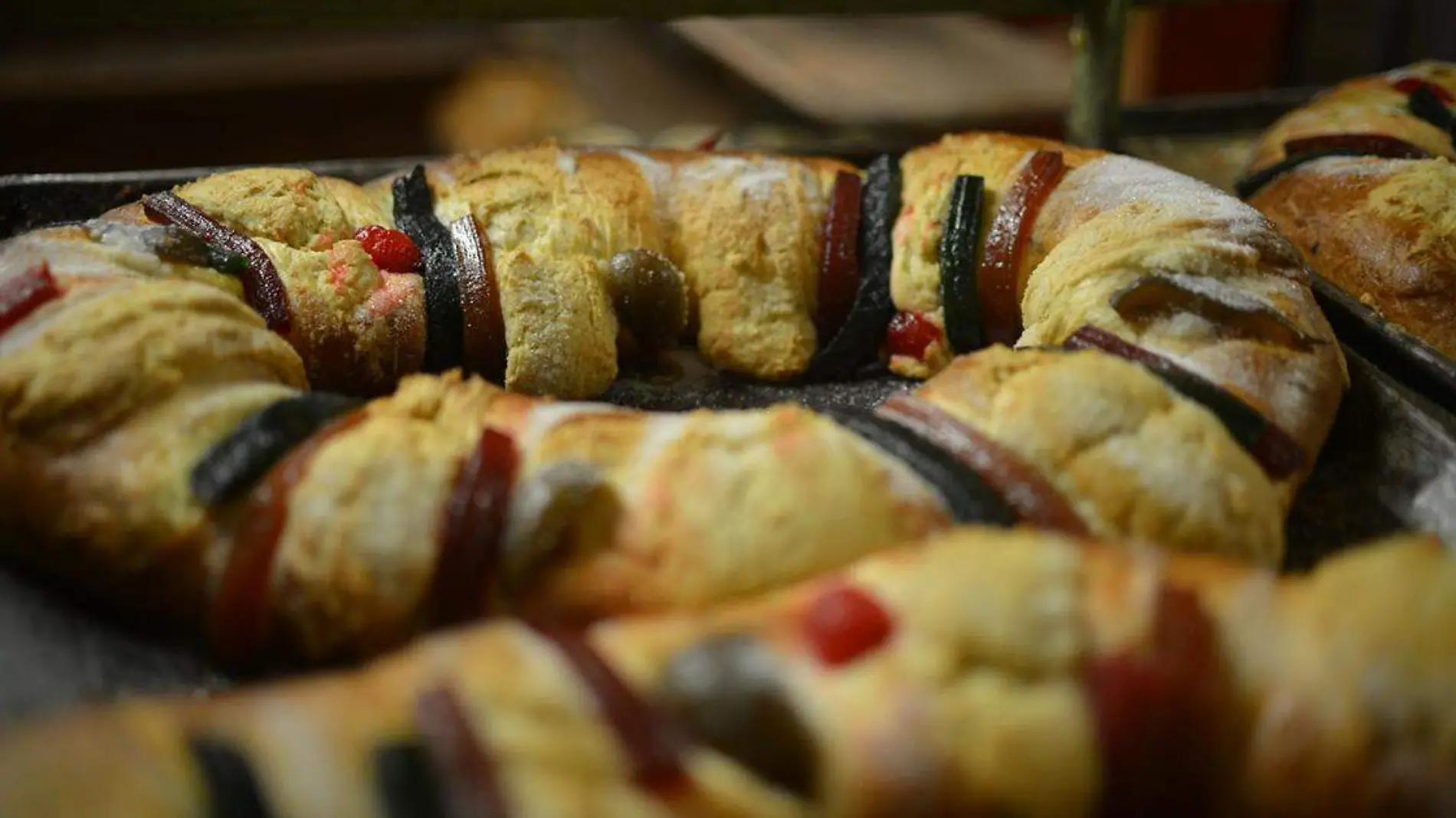 Uno de los platillos que por excelencia no puede faltar para abrir el año es la Rosca de Reyes